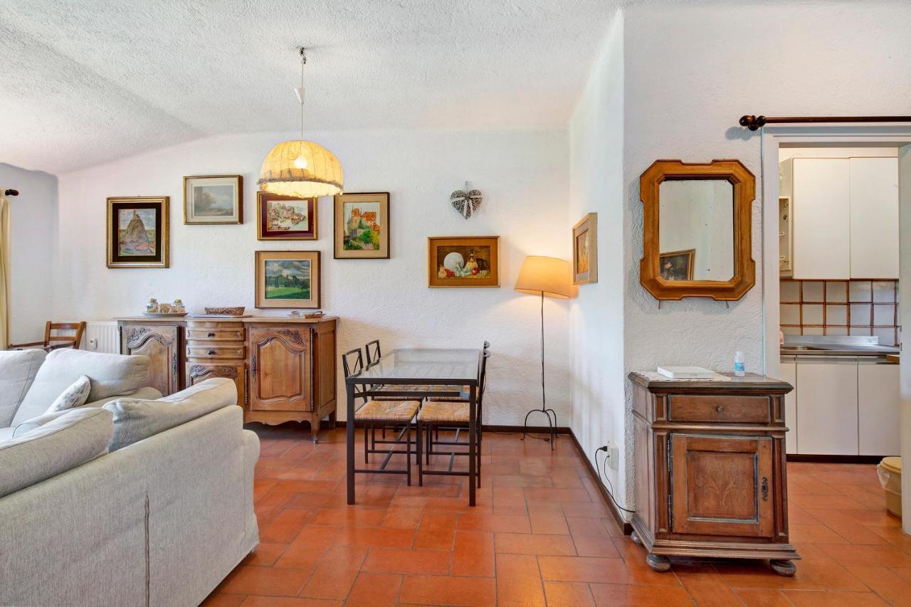 Residence I Prati di Giussana Lierna Esterno foto
