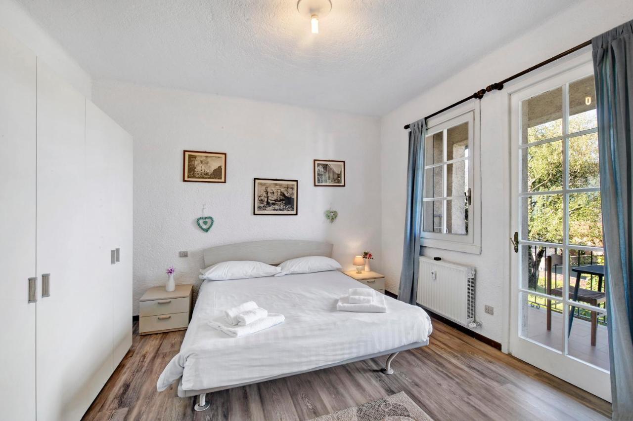 Residence I Prati di Giussana Lierna Esterno foto